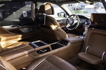 BMW 750 Li